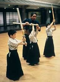 阿森纳晋级欧冠四分之一决赛，津琴科、斯特林表